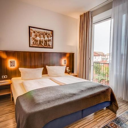 Gaestehaus Centro Albert Gmbh Констанц Экстерьер фото